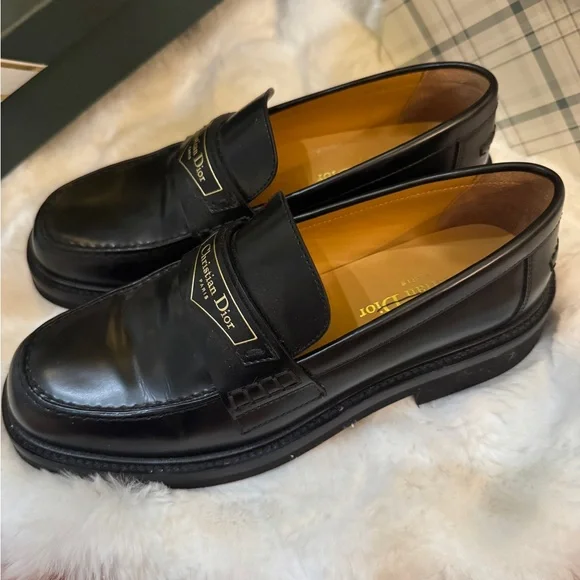 Dior women Black Leather Loafers - Picture 3 of 10